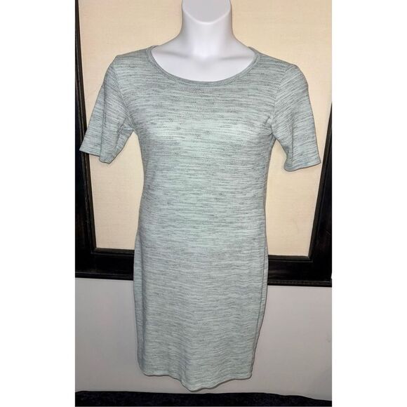 LuLaRoe Julia Dress - Picture 1 of 6